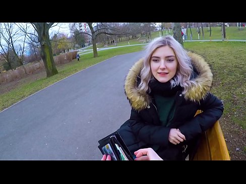 ❤️ Поглъщане на горещата сперма на непознат за пари - свирка в парка от Eva Elfie ❌ Слуги в bg.sexonfire.ru